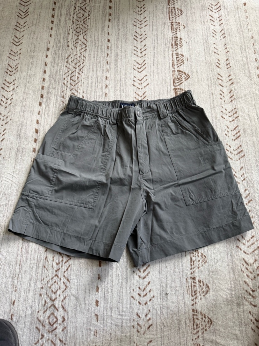 Men's Gray Cargo Utility Shorts with Elastic Waist